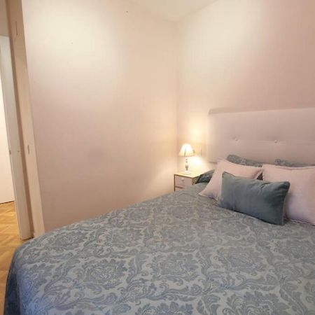 Apartamento Oviedo Las Palomas Exterior photo